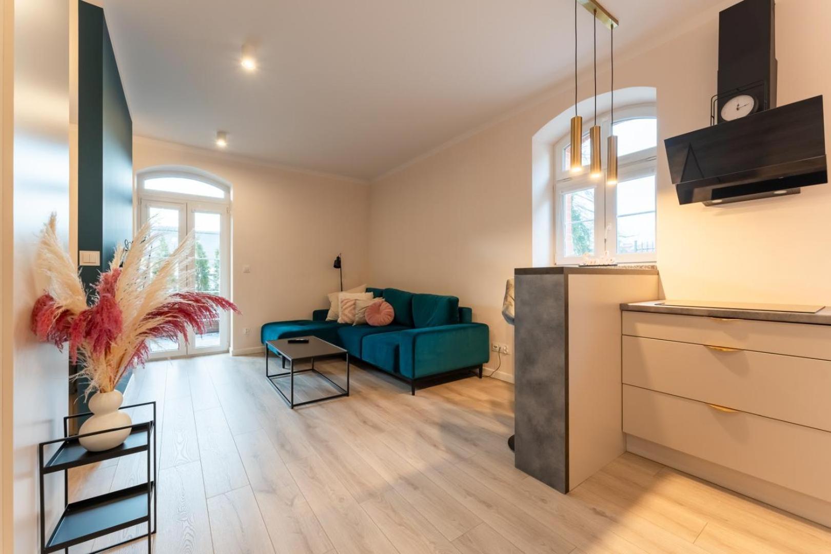 Apartament Smile - Z Prywatnym Monitorowanym Parkingiem By Spaceapart Єленя-Ґура Екстер'єр фото